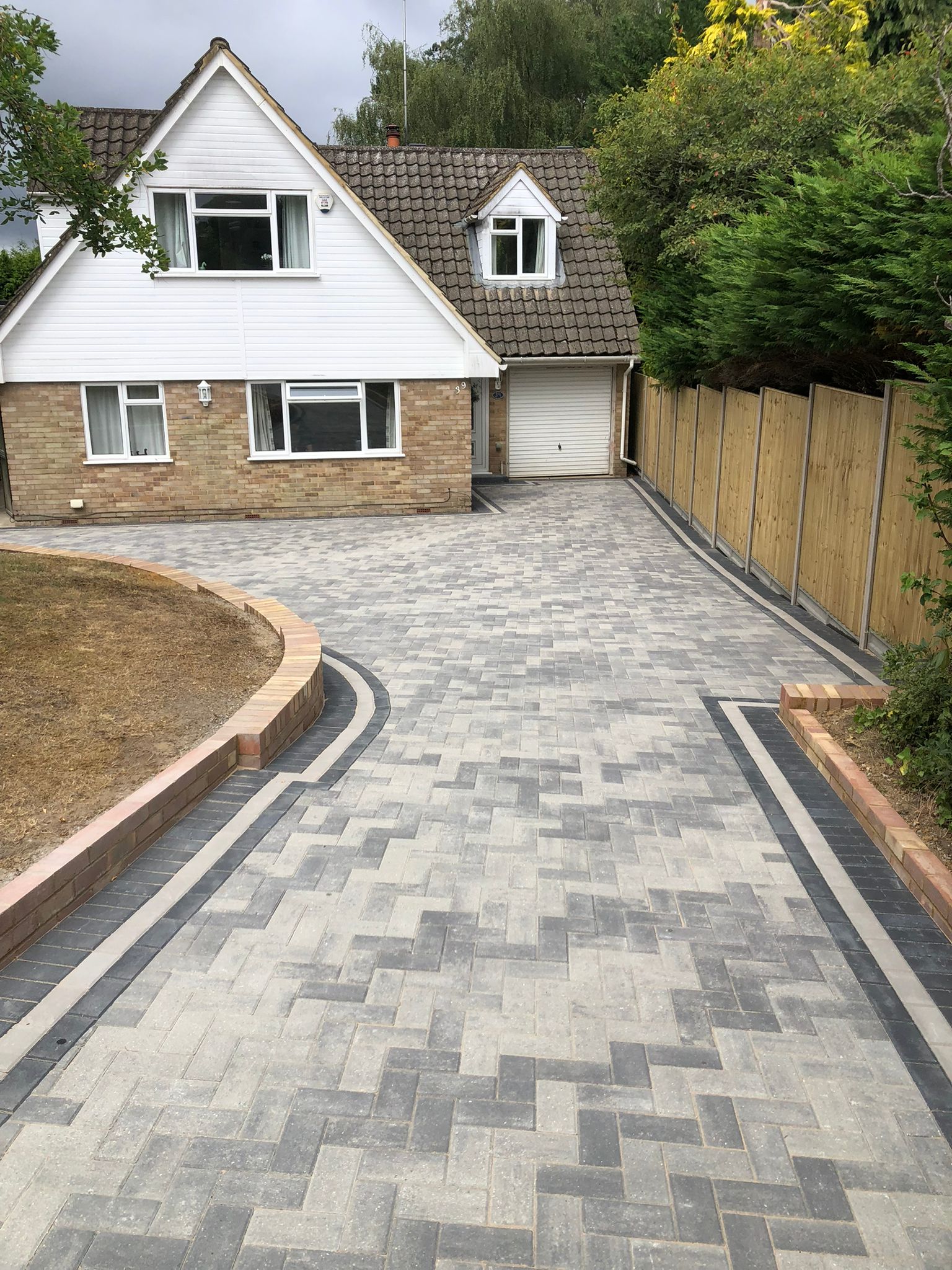 Block paving driveway in Reading